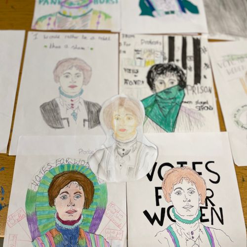 Year7HouseIconArtM1022