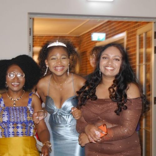 Year11Prom2023100723