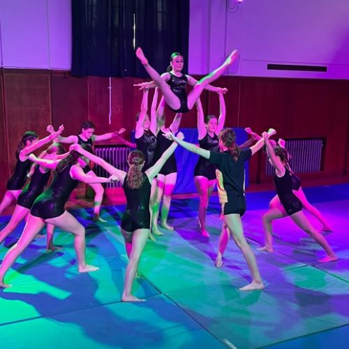 GymDanceDisplay100723