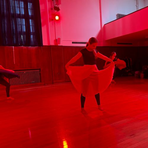 GymDanceDisplay210724