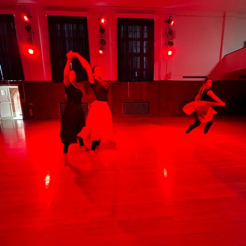 GymDanceDisplay220724