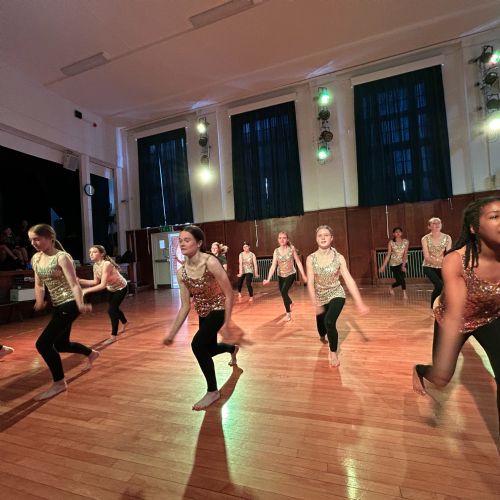 GymDanceDisplay230724